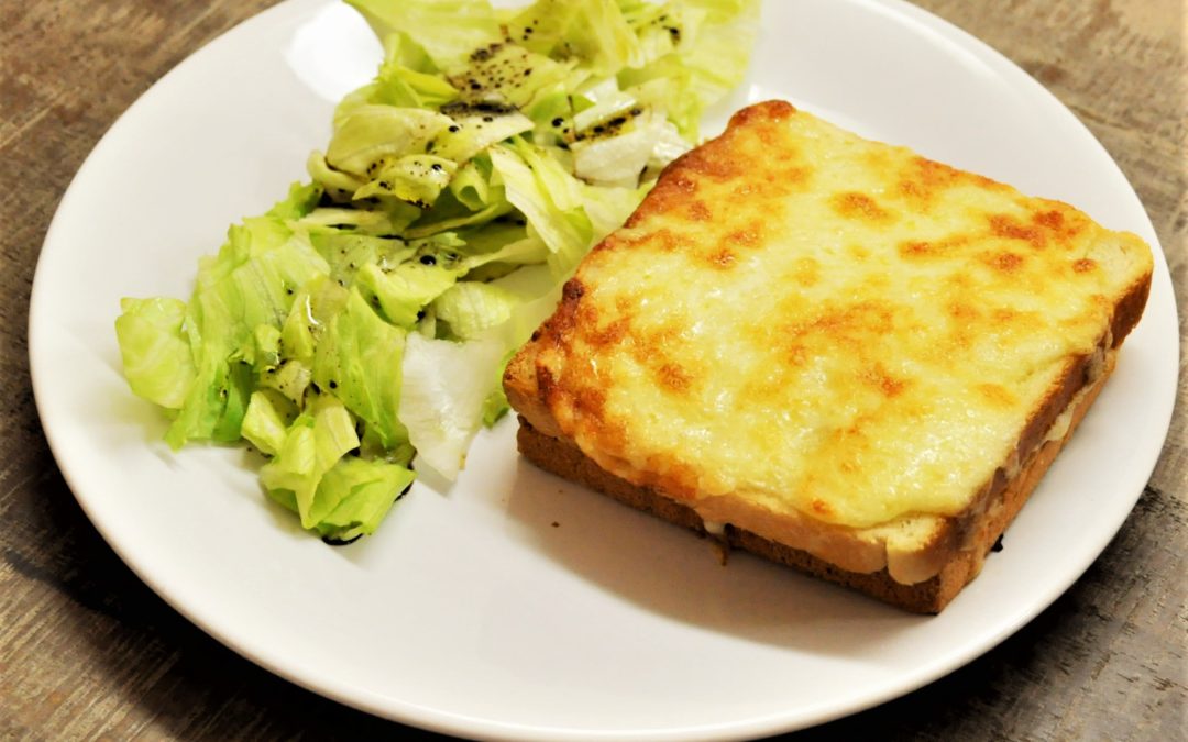 Croque Monsieur et salade verte