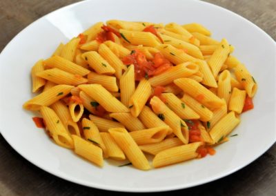 Penne aux tomates et à l’estragon