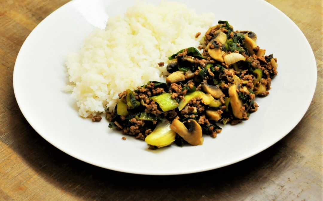 Poêlée de viande hachée aux oignons frais et au Pak Choï