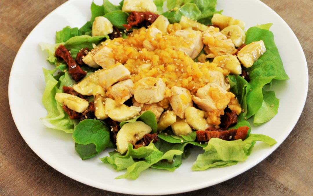 Salade de poulet aux lentilles corail et sésame