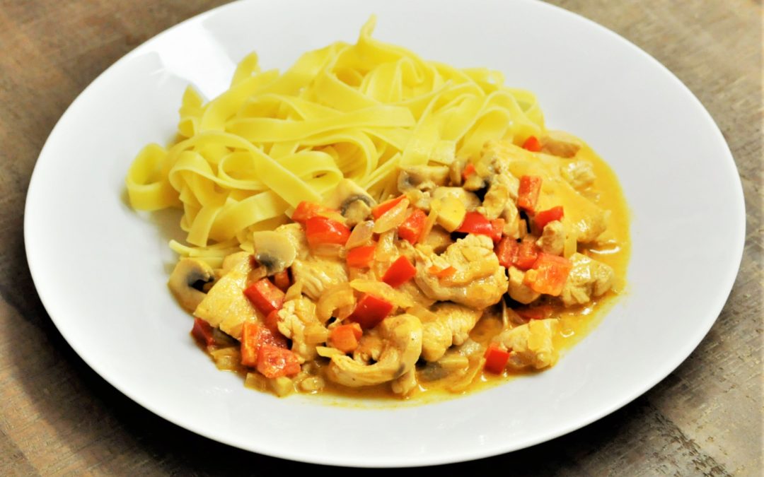Émincé de poulet façon Stroganoff